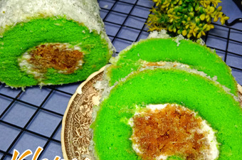 Langkah Mudah untuk Menyiapkan Klepon Roll Cake yang Bisa Manjain Lidah