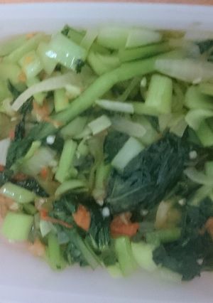 A picture of Delicious collard green.