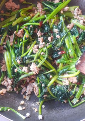 รูปของ หมูสับผัดปวยเล้ง
