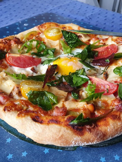 Kovásszal készült pizzatészta 🍕 recept fotója