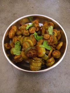 ટીંડોળા નું શાક (Tindora Shak Recipe In Gujarati) રેસીપી મુખ્ય ફોટો