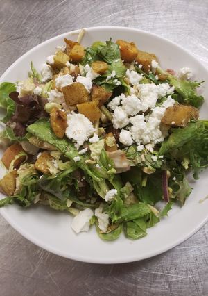 A picture of Roasted butternut squash & brussel sprout salad.