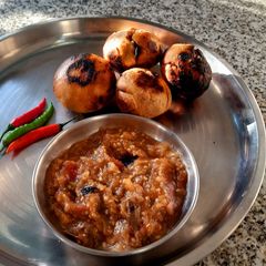 A picture of Litti -chokha.