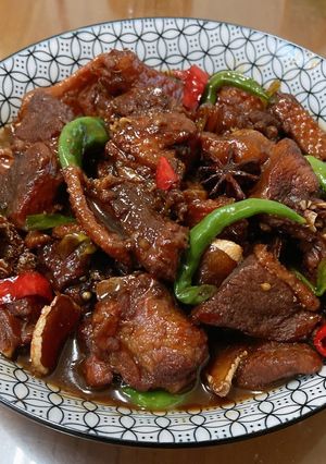 青龍椒啤酒鴨 的食譜成品照片