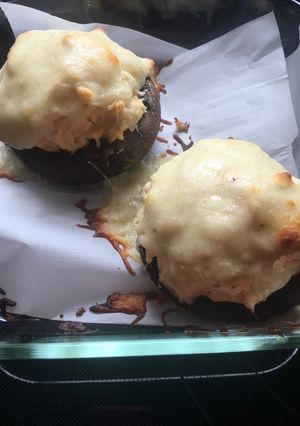 A picture of Crab stuffed portobellos.