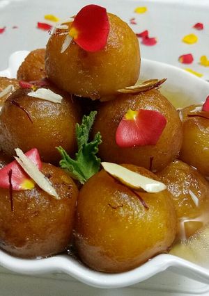 A picture of Sweet potato gulab jamun.