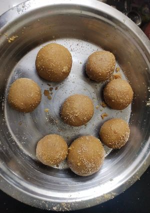 A picture of Ladoo.