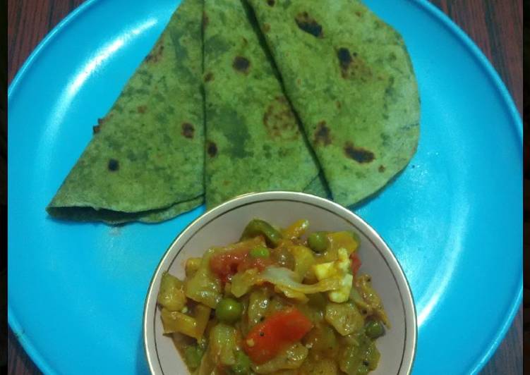 Palak Cheese Paratha