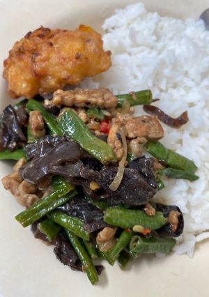 Foto resep Oseng kacang panjang tempe jamur kuping