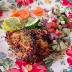 A picture of 0ven baked chicken thighs.
