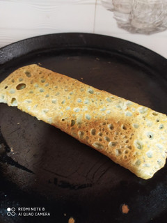 मूंग दाल डोसा मूंगफली की चटनी के साथ (Moong dal dosa moongfali ki chutney ke saath in Hindi) रेसिपी मुख्य फोटो