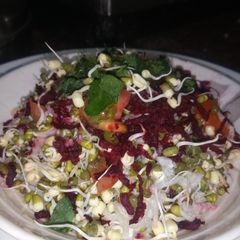A picture of Moong bhelpuri.