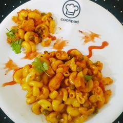 A picture of Chicken veg macaroni.