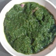 A picture of Pudina chutney.