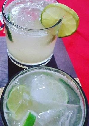 Una foto de Caipiriña (Caipirinha)