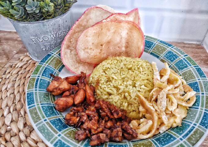 Resep Nasi Kuning Magic Com