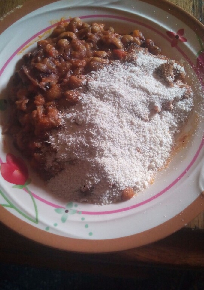 A picture of Beans and dry garri.