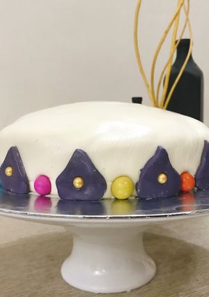 A picture of MMF fondant icing.