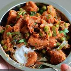 A picture of Masala fried idli.
