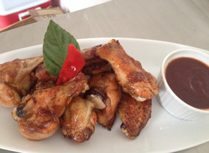 Una foto de Alitas de pollo al horno