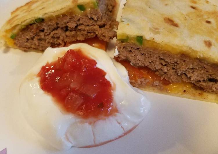 Easiest Way to Prepare Award-winning Cheeseburger Quesadillas