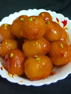 রাঙা আলুরগুলাব জামুন(Ranga aloor gulab jamun recipe in bengali) রেসিপির প্রধান ছবি