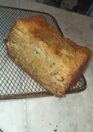 A picture of Delicious Apple Cake in a Bread Maker.