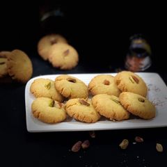 A picture of Kesar Nankhatai.