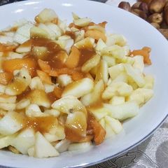 Sweet and tangy fruit salad A picture of Sweet and tangy fruit salad.
