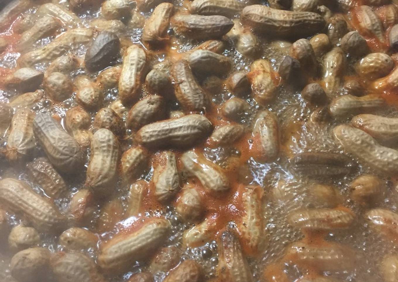 Cajun and beer boiled peanuts 🥜