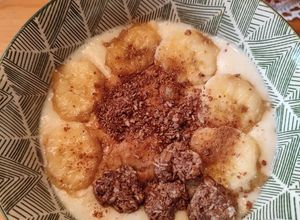 Zdjęcie przepisu Kaszka Bobovita z puddingiem proteinowym.