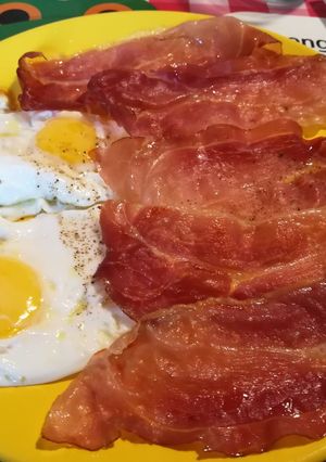 Foto di Uova Occhio di Bue con Bacon