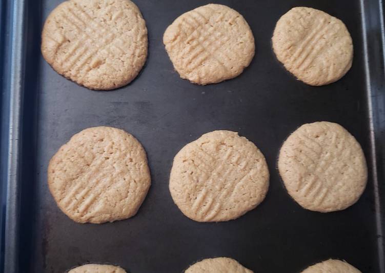 Recipe of Award-winning Holmestead Cookin&#39;: Peanut Butter Cookies