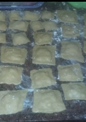 Una foto de Raviolones caseros de pollo