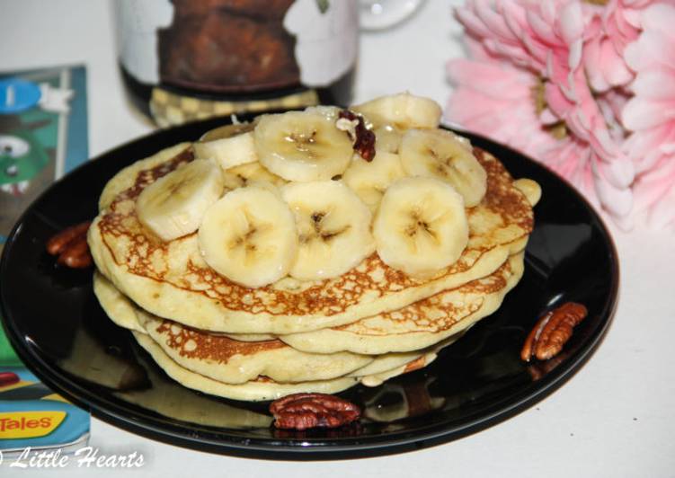 Recipe of Award-winning Banana Pecan Pancakes