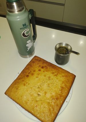 Una foto de Bizcochuelo de limón fácil!