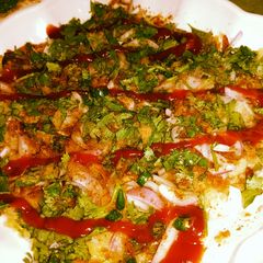 Dahi Phulki Chat A picture of Dahi Phulki Chat.