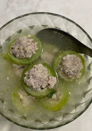 Hình của món Canh bí xanh nhồi thịt.