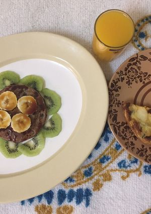 A picture of Ragi Pancakes and Spanish omelette.