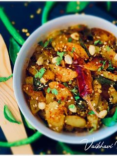 બટાકા ની ચિપ્સ (bataka chips recipe in gujarati) રેસીપી મુખ્ય ફોટો