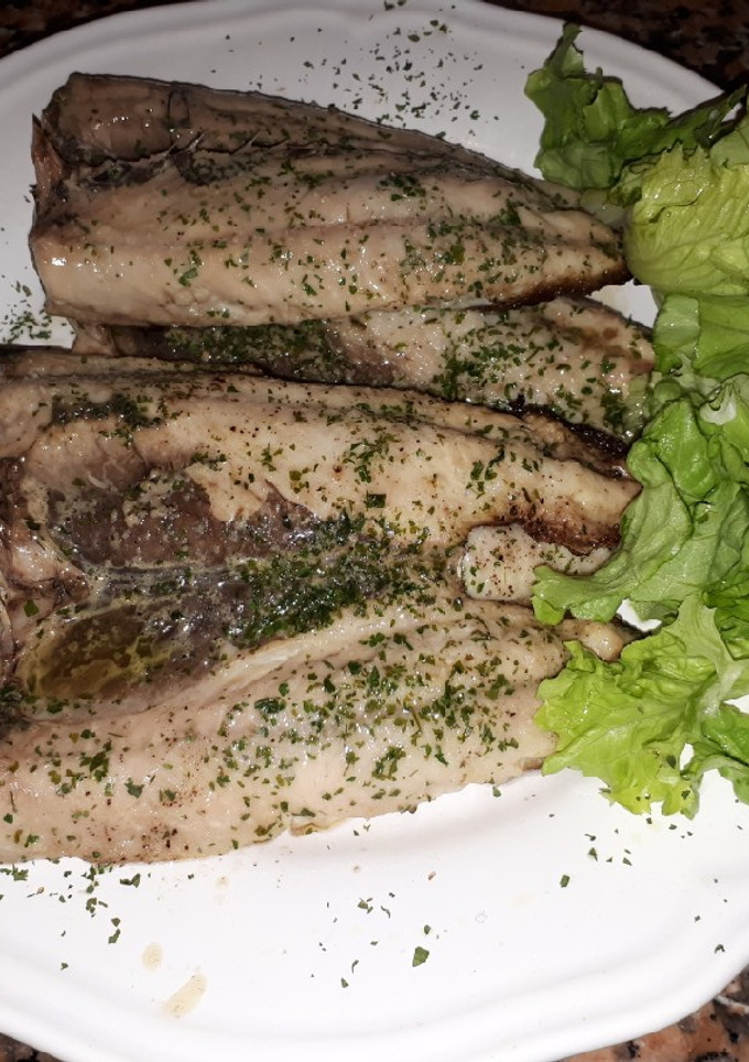 Una foto de Caballa marinada a la plancha