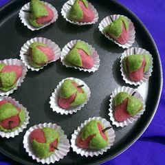 A picture of Almond strawberry delights.
