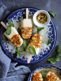 A picture of Mishti doi popsicles.