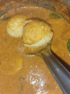 முட்டை குழம்பு(egg curry recipe in tamil) செய்முறை முக்கிய புகைப்படம்