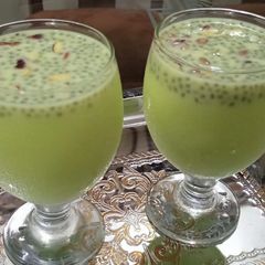 A picture of Doodh ka sharbat.