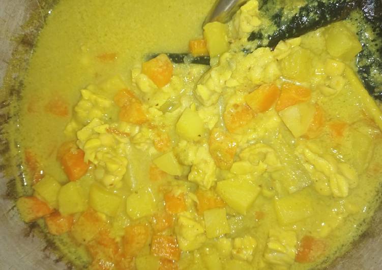 Bagaimana Membuat Wortel Kentang Tempe kuah Santan Guriih🤤 Anti Gagal