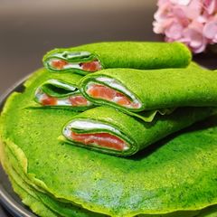 A picture of Green Spinach Pancakes 🌿.