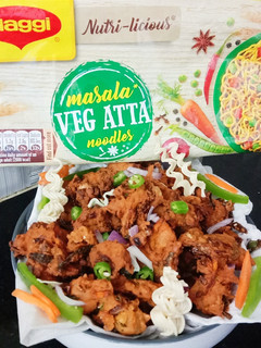 மேகி நூடுல்ஸ் பக்கோடா (Maggi Noodles Pakoda Recipe in tamil) செய்முறை முக்கிய புகைப்படம்