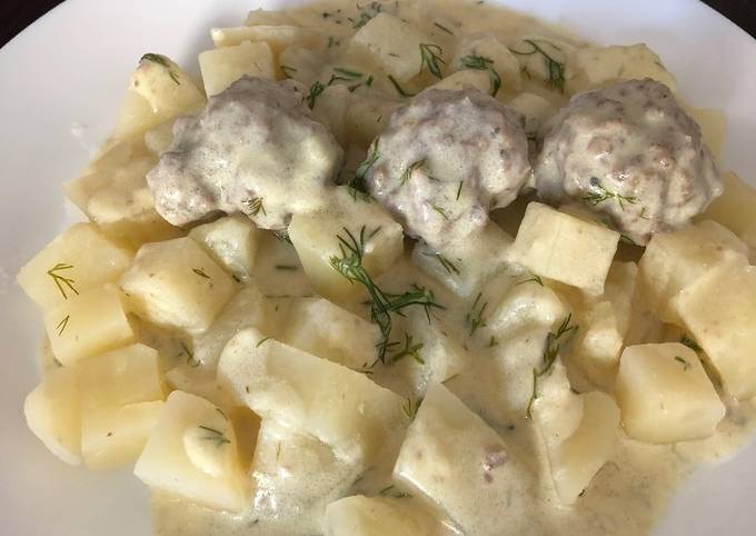 Meatballs in white sauce