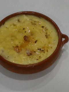 Una foto de Goxua o postre vasco